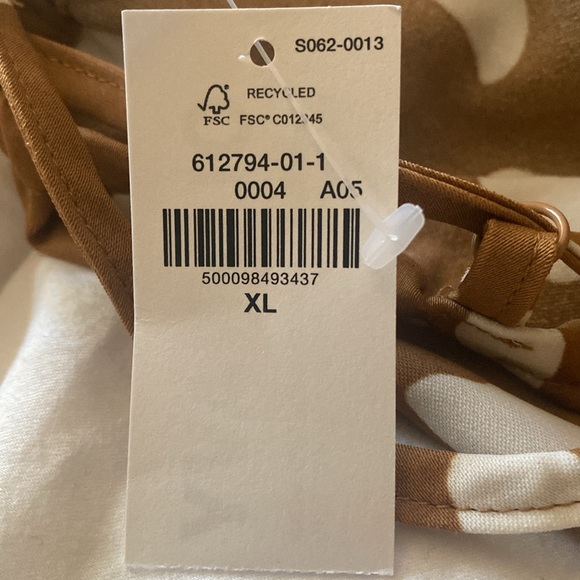 Effortless Style - Picture 2 of 2